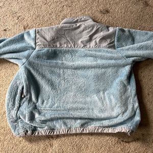 The North Face kids XL/TG Blue Fur Jacket